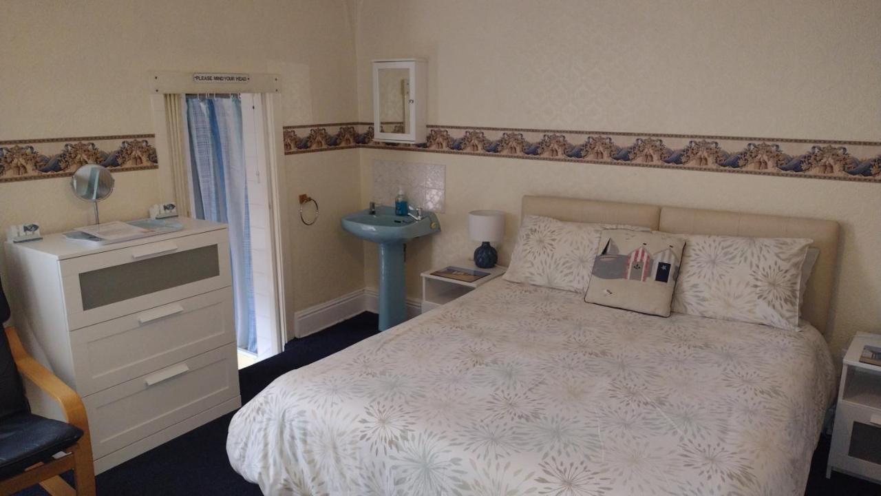The Kathrene Holiday Flats Fleetwood Bagian luar foto